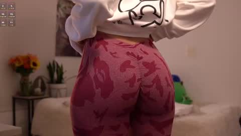 laurita_4 online show from February 11, 12:58 pm