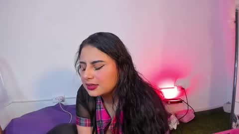  LaurynJeffers  online show from November 25, 11:16 pm