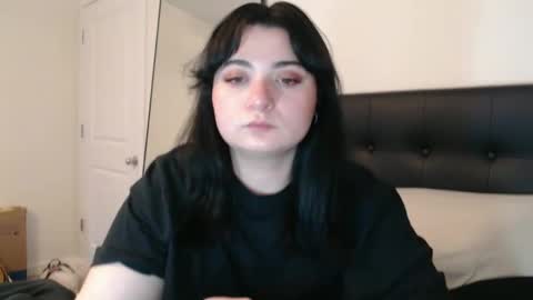 LavanaMaroon online show from January 14, 9:45 am