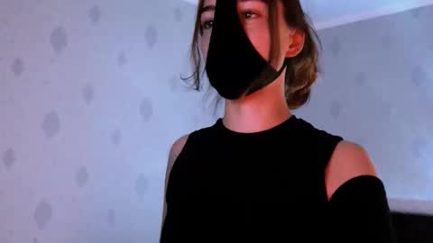 Lavinda online show from October 3, 5:07 pm