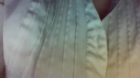 layannalea online show from April 6, 6:36 am