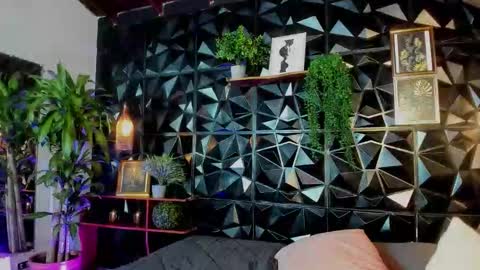 Layla online show from November 26, 12:44 am