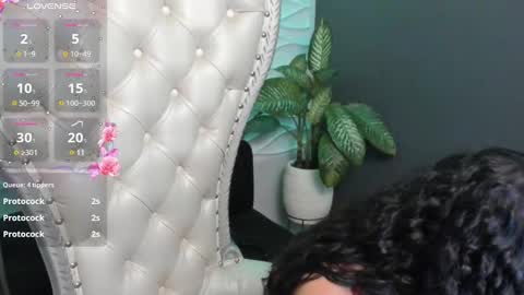 Layla online show from September 9, 1:16 am