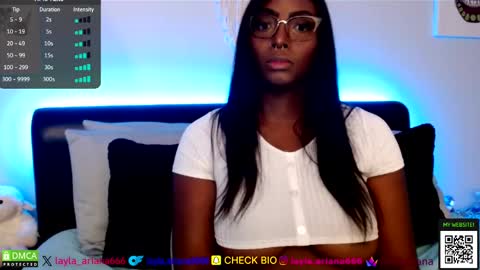 laylaariana online show from October 9, 2:37 am