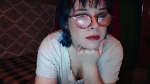 laylajewel online show from March 29, 3:38 am