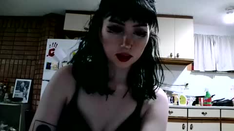 Layla Kills online show from February 25, 4:03 am