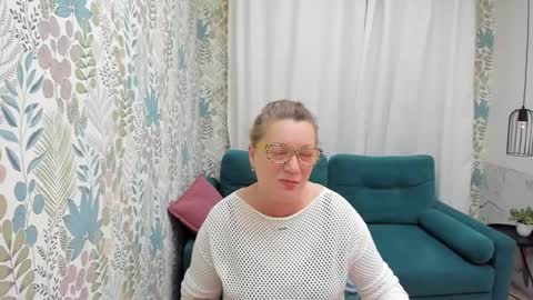 Lea online show from March 2, 5:12 am