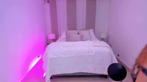 Leah  Greyy online show from November 12, 11:19 am