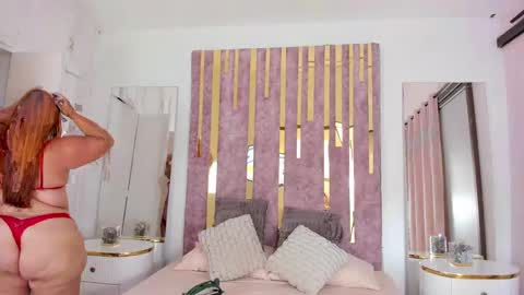 Leah  online show from February 19, 9:58 pm