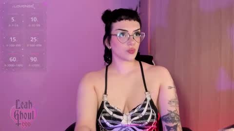  Leah   Independent Model  OF leahghoul666  online show from February 25, 2:58 am