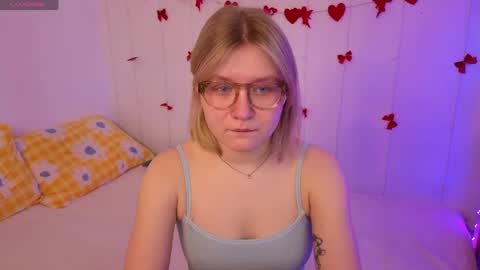 Ellie online show from May 6, 7:23 am