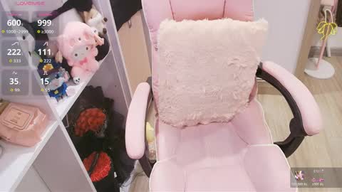 Lee online show from May 28, 11:24 pm