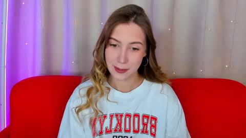 leiawow online show from November 14, 8:47 am