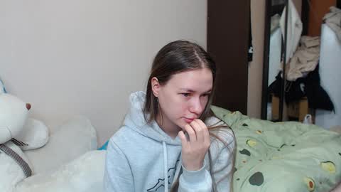 leila_bambi online show from January 24, 7:39 pm