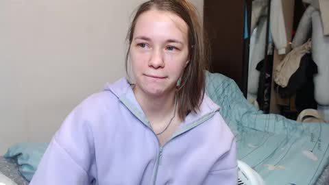 leila_bambi_ online show from February 19, 10:31 pm