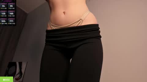 leiladream online show from October 12, 8:28 am