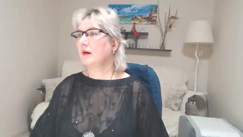 Leila Kinky online show from February 12, 7:02 am