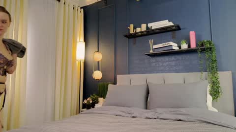 Lela online show from January 8, 9:12 pm