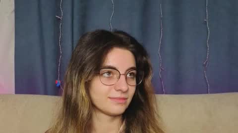 Alexandria online show from November 18, 7:15 pm