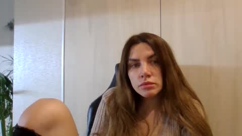 lena6122000 online show from November 27, 8:34 pm