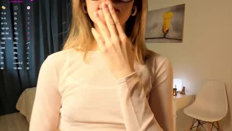 Earlene online show from November 7, 6:57 pm