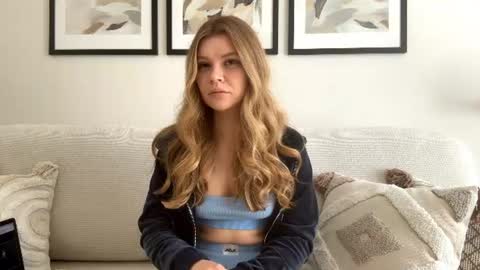Jenny online show from June 24, 8:24 am