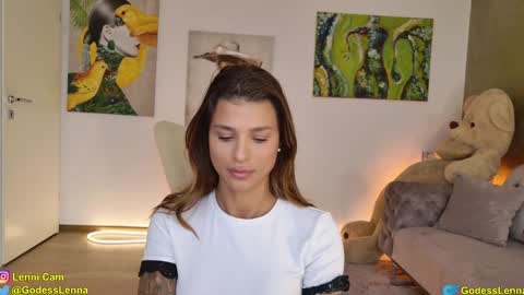 Lenna Goddess online show from September 26, 6:33 am