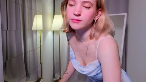  Ashly  online show from December 4, 3:43 pm