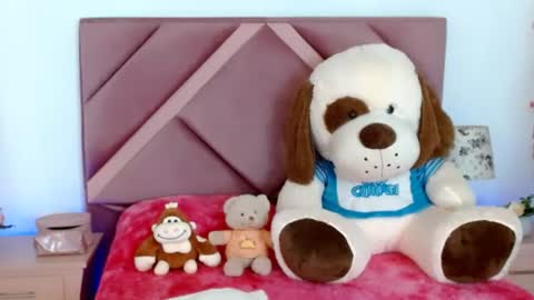 LUCY online show from August 3, 7:52 pm