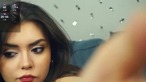 Mia online show from September 28, 9:31 pm