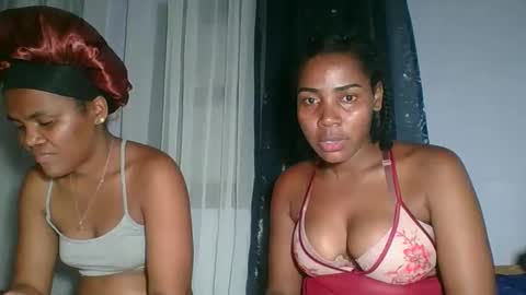 leonnida online show from April 2, 6:05 pm