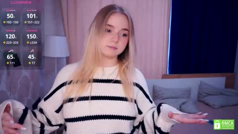 Hello everyone Im Lora Its my first day Were going to have fun together online show from October 24, 5:14 am