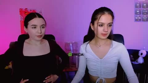 leslie_bird online show from January 17, 11:18 am