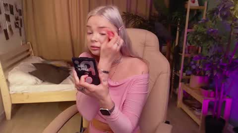 Stacey online show from February 16, 7:52 am