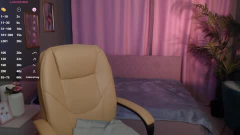 Stacey online show from April 5, 7:40 am