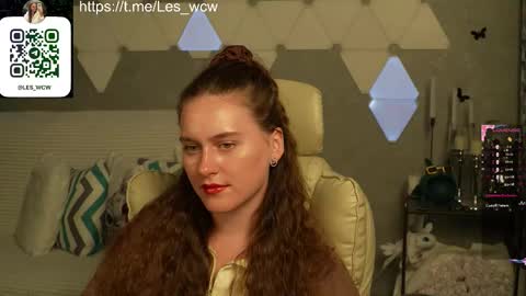 LeslieKorfs online show from October 18, 7:26 pm