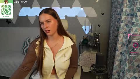 LeslieKorfs online show from September 20, 9:46 pm