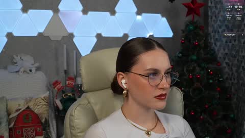 LeslieKorfs online show from December 11, 11:10 pm