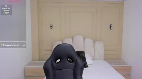   online show from March 31, 8:42 pm