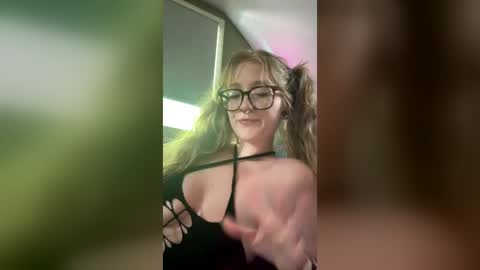 letha1princess online show from July 8, 7:27 pm
