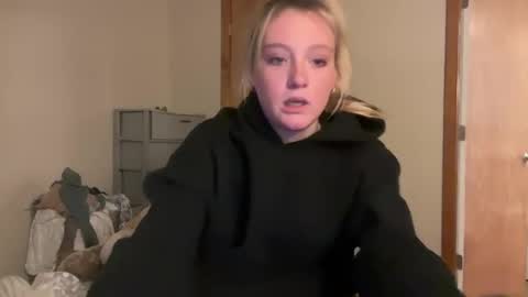 lexisRose online show from March 12, 2:41 am