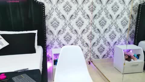 LexaDeRuso online show from October 1, 7:52 pm