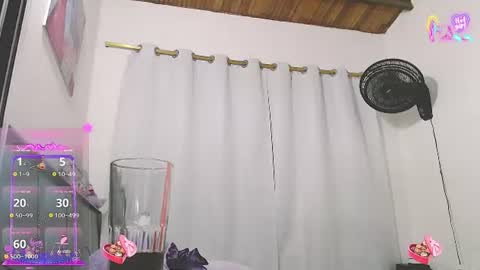lexi19_ online show from July 8, 12:35 am