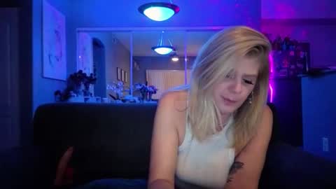 Lexi online show from November 22, 3:42 am