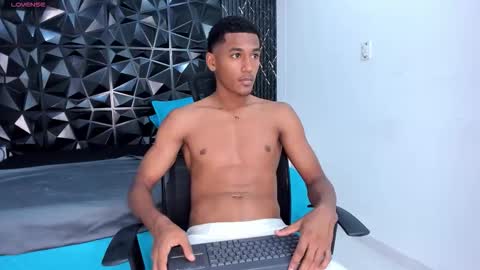 Just Decker online show from November 20, 6:42 pm