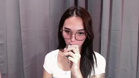 lexibabe_ online show from April 14, 10:59 am