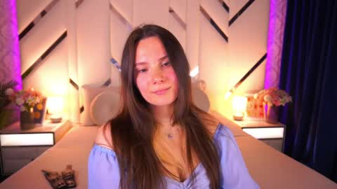 Allia online show from June 2, 8:10 pm