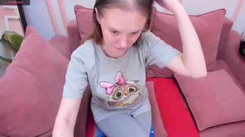 Lexi online show from October 13, 6:27 am