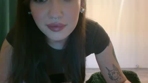 Lexi online show from April 7, 5:26 pm