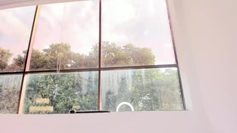 Lexi online show from October 29, 12:20 pm